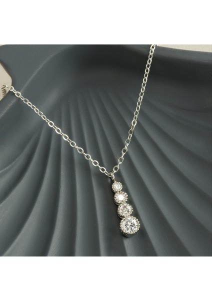 Yuvarlak Zirkon Taşlı Trend Kolye