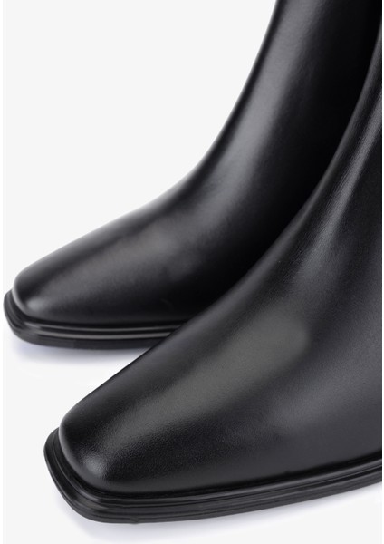 Kadın Hakiki Deri Siyah Topuklu Bot 51 1765 Bn Bot SK25-26 Sıyah Dr modelleri