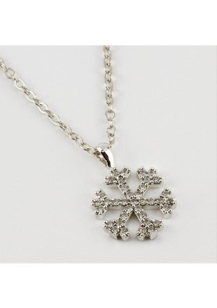 Kartanesi Figürlü Zirkon Taşlı Trend Kolye