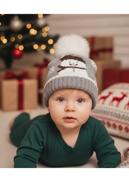 Ponponlu Triko Kışlık Bebek Bere – Yılbaşı Konseptli Kardan Adam Desenli Sıcak Tutucu Model