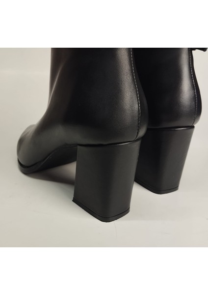 Kadın Hakiki Deri Siyah Topuklu Bot modelleri