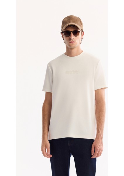 Erkek Ekru Bisiklet Yaka Viskon Karışımlı Bi-Stretch Baskılı Regular Fit T-Shirt A52Y1018