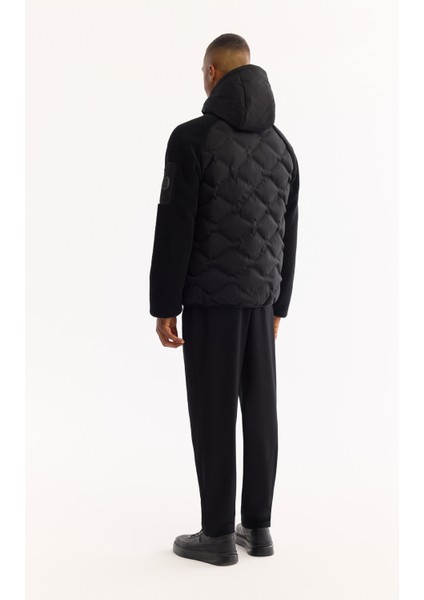 Erkek Siyah Kapüşonlu Rüzgar Geçirmez -5 Dereceye Dayanıklı Peluş Regular Fit Mont A52Y6077