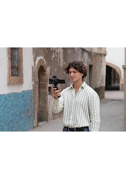 ZV-E10 Iı Vlog Kamerası 16-50 mm Motorlu Zum Lens (SELP16502) indirimleri