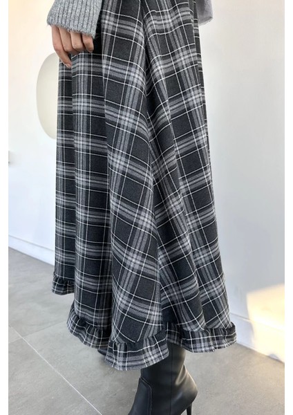 Bel Lastikli Ekose Desenli Tesettür Etek P-00019576 fırsatları