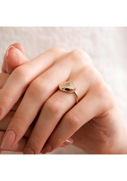 14 Ayar Taş Detaylı Tasarım Altın Yüzük