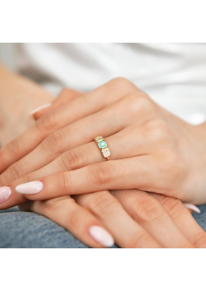 14 Ayar Altın Mine Işlemeli Taşlı Yüzük