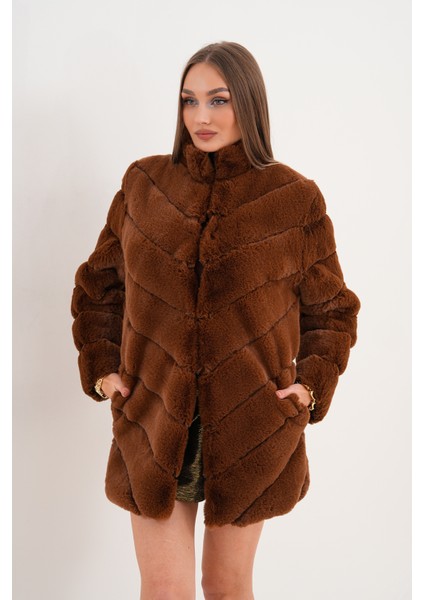 Su Yolu Yakalı Uzun Kürk