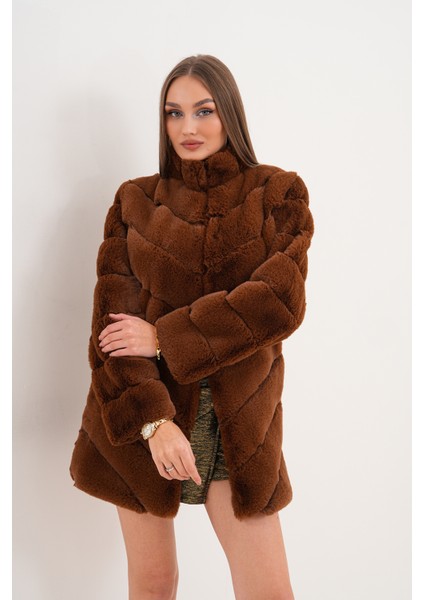 Su Yolu Yakalı Uzun Kürk