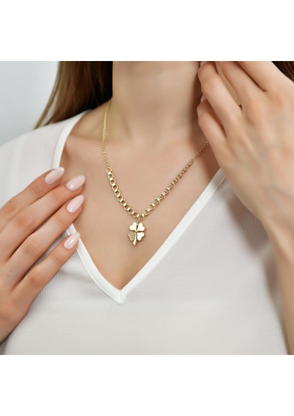 14 Ayar Altın Taşlı Yonca Kolye