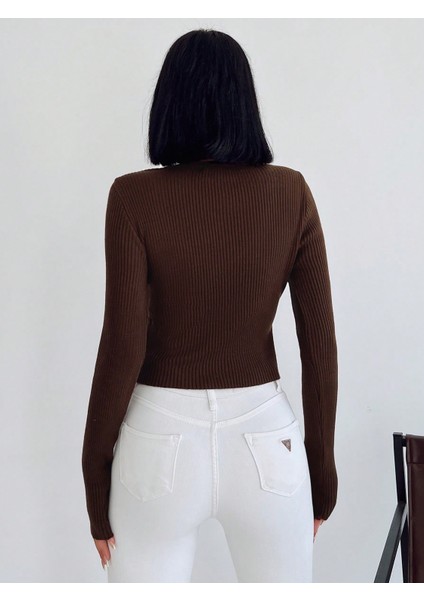 Kadın Kruvaze Acı Kahve Triko Kazak fırsatları