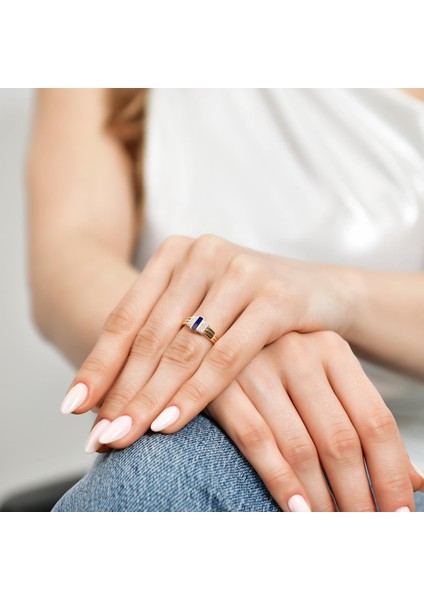 Mineli Taşlı Zarif Altın Yüzük 14 Ayar