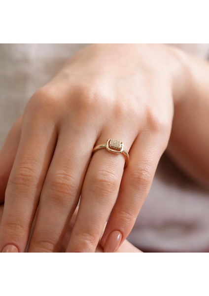 Zarif Baget Taş Detaylı Altın Yüzük fiyatları