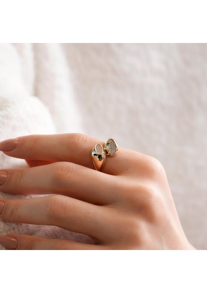 14 Ayar Altın Taşlı Detaylı Yüzük modelleri