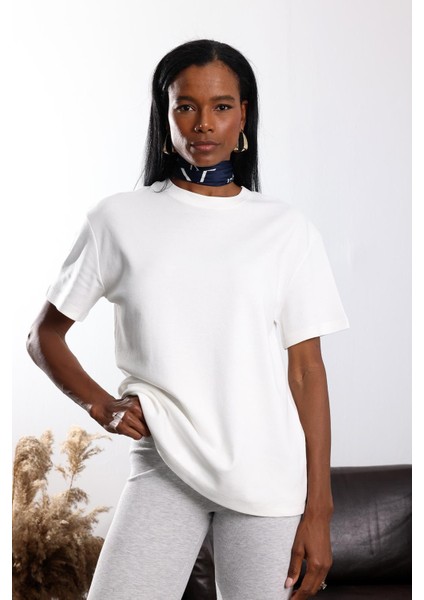 Ekru Bisiklet Yaka Oversize Tişört 4031 modelleri