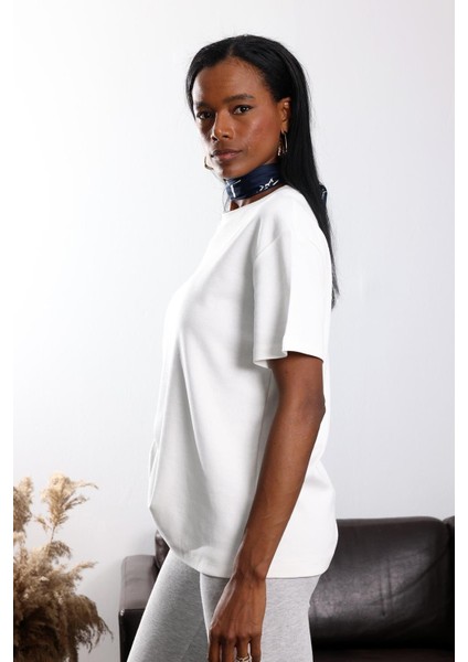 Ekru Bisiklet Yaka Oversize Tişört 4031 fırsatları