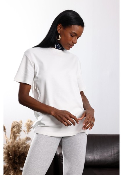 Ekru Bisiklet Yaka Oversize Tişört 4031