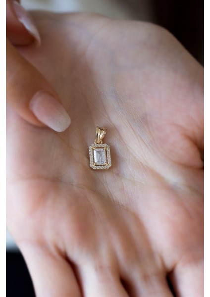 Altın Baget Taşlı Uç Kolye