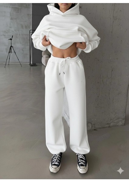 3 Iplik Şardonlu Lastik Paça Eşofman Beyaz P510439