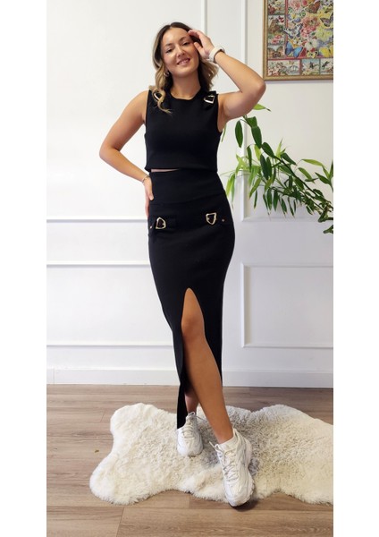 80127 Aksesuar Detaylı Yırtmaçlı Triko Etek fiyatları