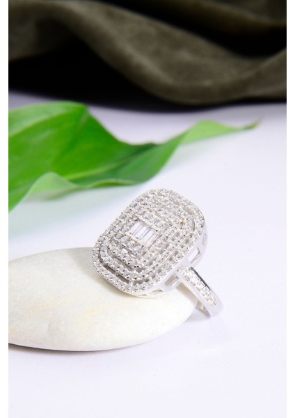 925 Ayar 3 Şerit Taşlı Baget Yüzük fiyatları