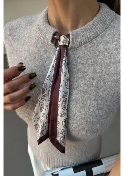 Yakası Fularlı Kısa Kol Bej Triko Kadın Kazak fiyatları