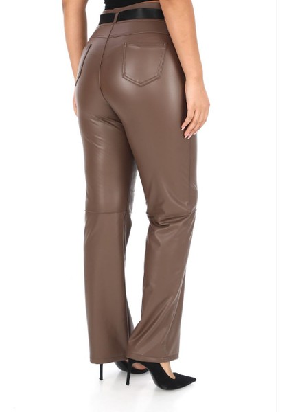 Büyük Beden Toparlayıcı Kemerli Yüksek Bel Boru Paça Deri Kadın Pantolon modelleri