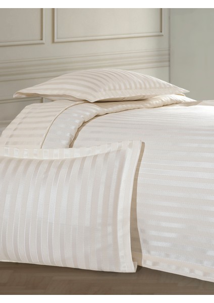 Julia Jakarlı Şönil Çift Kişilik Yatak Örtüsü fiyatları