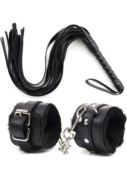 Siyah Kelepçe ve Kırbaç