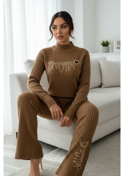 Fitilli Dokulu Inci Işlemeli Parmak Geçirmeli Yarım Balıkçı Yaka Triko Ikili Takım - Bej