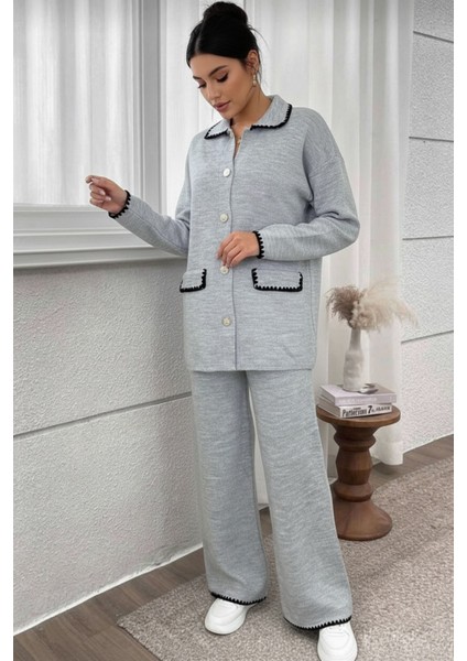 Kadın Düğmeli Çeket Pantolonlu Çoban Dikişli Triko Takım Ekru - Gri fiyatları