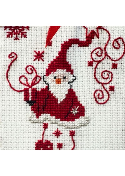 2790 El Yapımı Kanaviçe Işlemeli Noel Baba Temalı Yılbaşı Süsü indirimleri