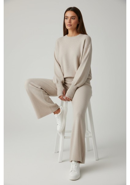 Parmak Geçirmeli Akrilik Dokulu Oversize Triko Ikili Takım Geniş Paça Pantolon - Kemik indirimleri