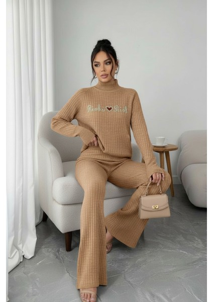 Fitilli Dokulu Inci Işlemeli Parmak Geçirmeli Yarım Balıkçı Yaka Triko Ikili Takım - Bej