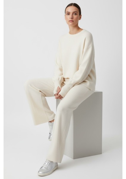 Parmak Geçirmeli Akrilik Dokulu Oversize Triko Ikili Takım Geniş Paça Pantolon - Krem