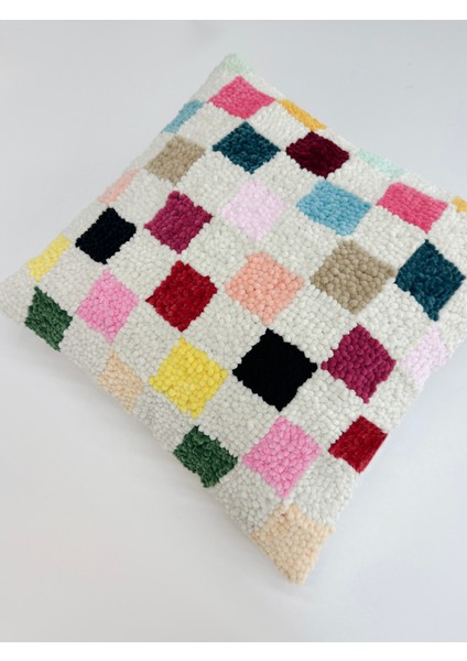 Chess Color - Özel Tasarım Kadife Dama Desenli Punch Kırlent Yastık Kılıfı fiyatları