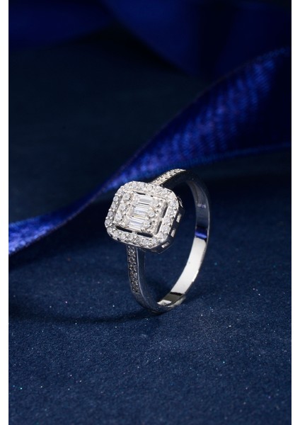 925 Ayar Gümüş Baget Kesim 3 Taşlı Yüzük modelleri