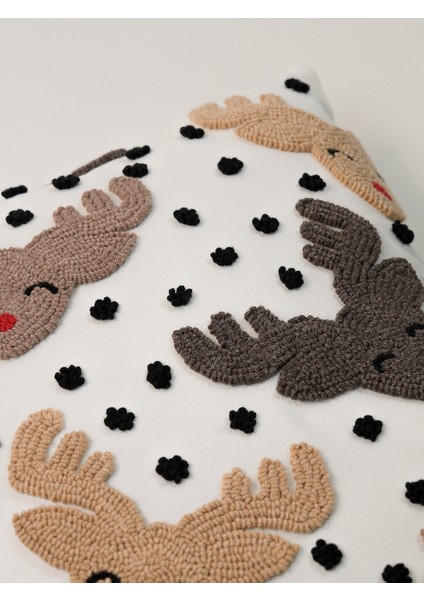 Reindeer Crowd - Yılbaşı Serisi Noel Geyikleri Yeni Yıl Punch Kırlent Kılıfı fırsatları