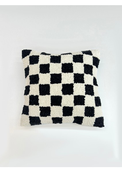 Chess Black - Özel Tasarım Kadife Dama Desenli Punch Kırlent Yastık Kılıfı