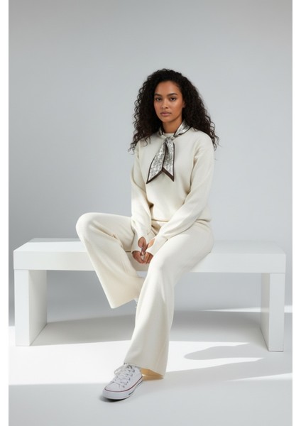 Fularlı Biskilet Yaka Geniş Paça Ikili Triko Set - Krem fiyatları