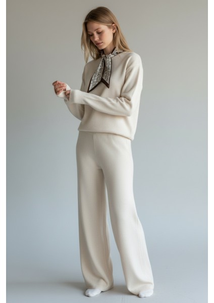 Fularlı Biskilet Yaka Geniş Paça Ikili Triko Set - Krem indirimleri