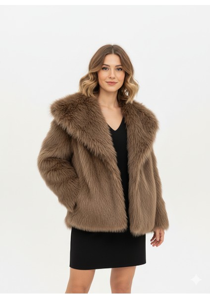 2429 Araboy Lolita Kürk