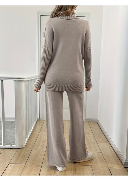 Kadın Fitilli Yaka Saç Örgü Desenli Yanlardan Yırtmaçlı Triko Takım Antrasit - Gri fiyatları