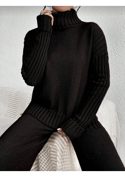 Kadın Fitilli Yaka Saç Örgü Desenli Yanlardan Yırtmaçlı Triko Takım Antrasit - Siyah