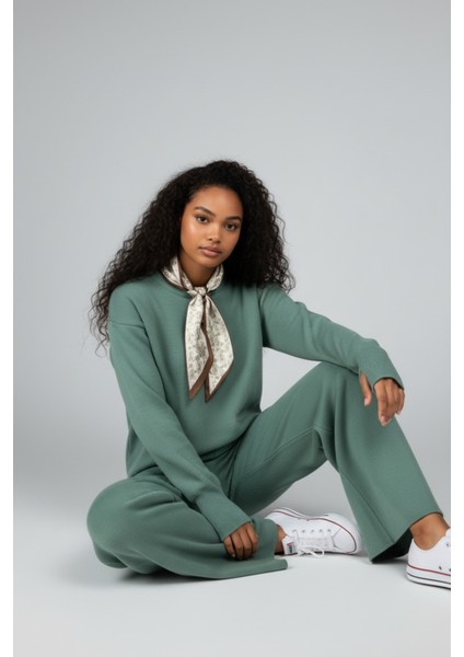 Fularlı Biskilet Yaka Geniş Paça Ikili Triko Set - Yeşil modelleri