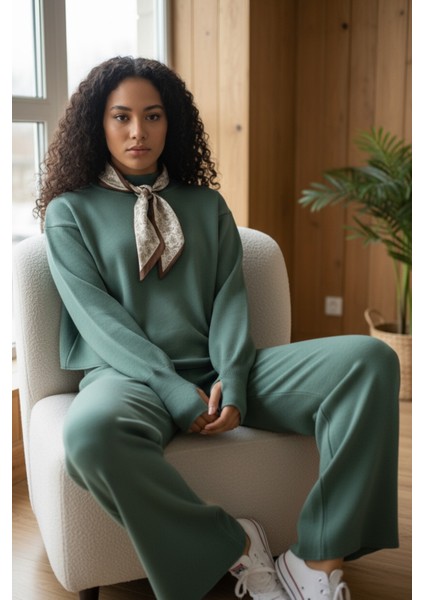 Fularlı Biskilet Yaka Geniş Paça Ikili Triko Set - Yeşil fırsatları