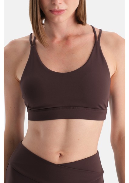 Kadın Sırt Çarpraz Askılı Sporcu Sütyeni