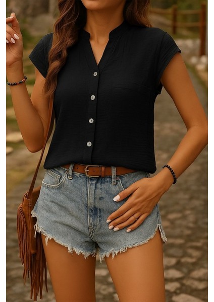 Kadın Kısa Kollu V Yakalı Önden Düğmeli Müslim Gömlek