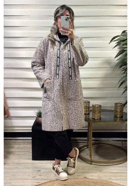 Kapüşonlu Pelüş Teddy Kırçıklı Buklet Hırka – Yumuşak Dokulu, Oversize Rahat Kesim 40-60 Beden