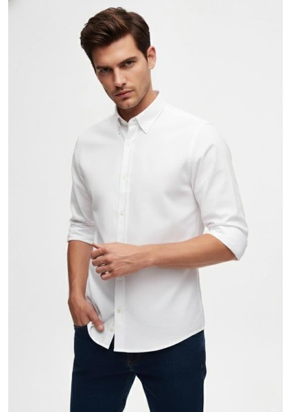 Slim Fit %100 Pamuk Düğmeli Yaka Oxford Beyaz Gömlek Gk 2026 fiyatları